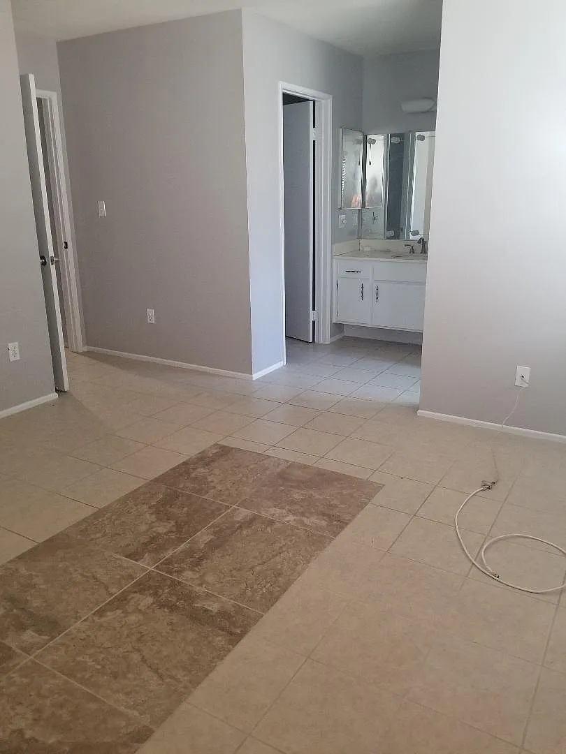 14201 Foothill Blvd — Photo 2