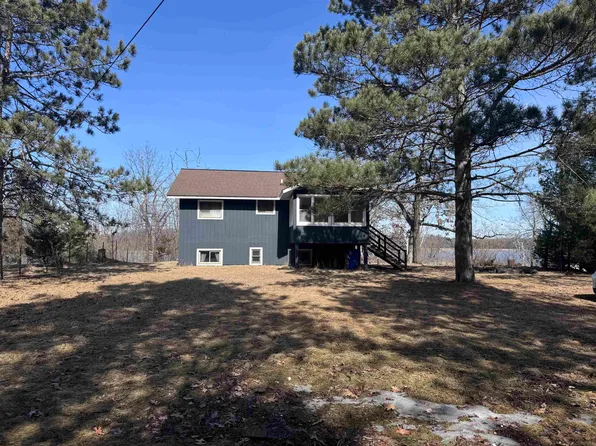 302 Beech St, Oxford, WI 53952