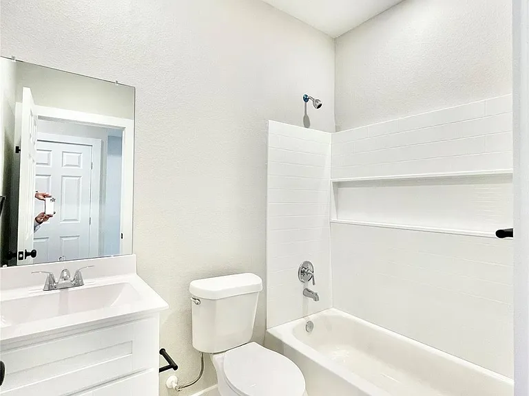 10317 Lake Rd #4A — Photo 14