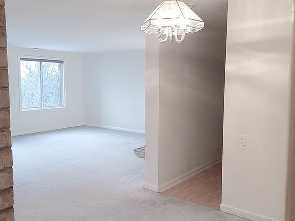 2nd image of 430 Walnut Creek Ln Unit 2402