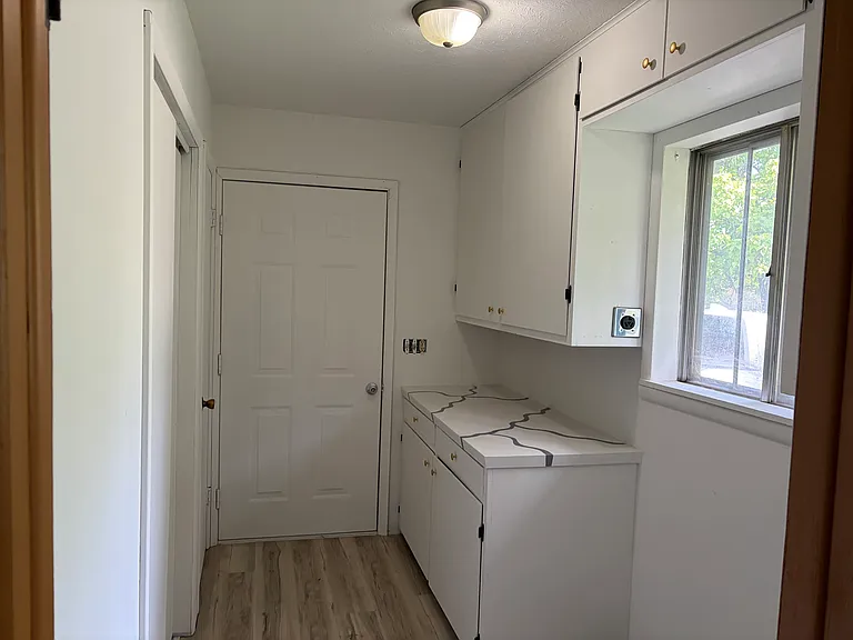 531 N Alexander Ave — Photo 8