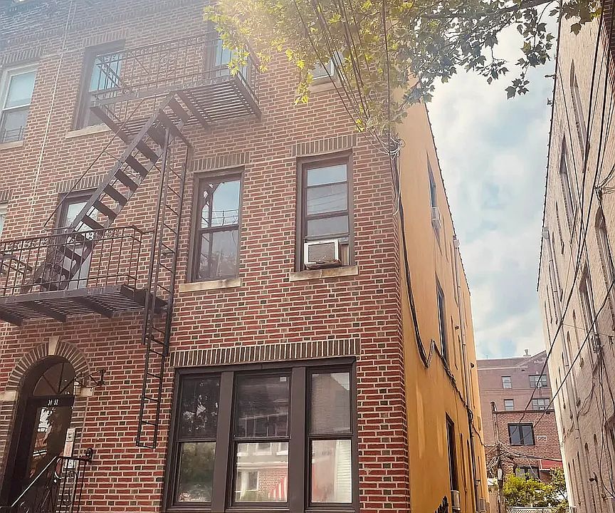 2nd image of 3452 30th St
