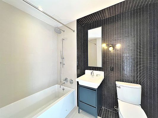 4th image of 123 Melrose St APT 455