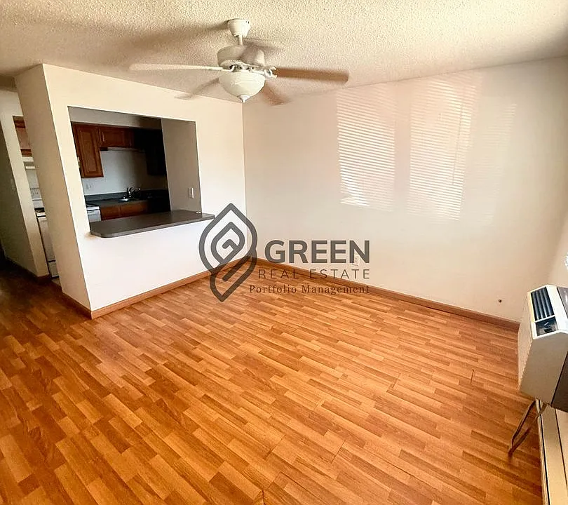 1331 Potomac Pl