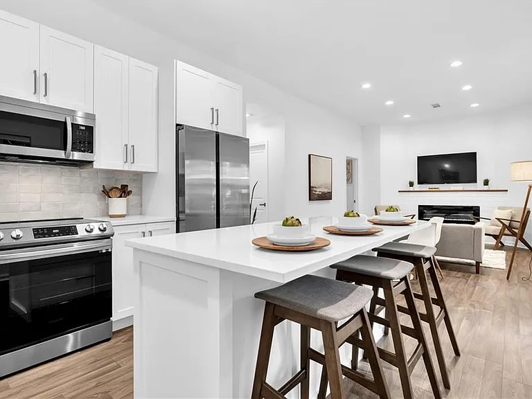 3882 The Ascent NE — Photo 45