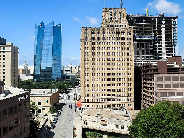 The Travis Building — Photo 25