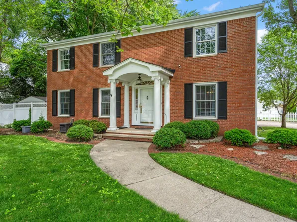 1331 Macarthur Blvd, Munster, IN 46321