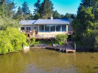 4934 Lake Shore Dr, Florence, OR 97439