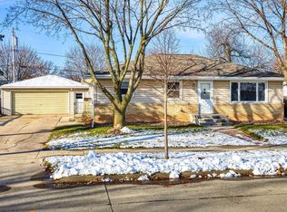 320 S Patrick St, Kimberly, WI 54136