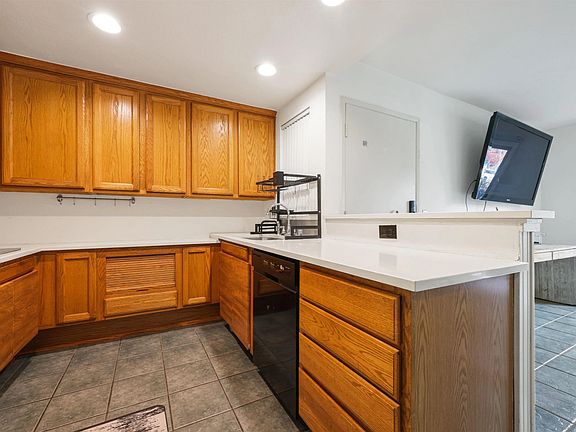 5th image of 5918 Rancho Mission Rd Unit 59