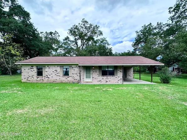 240 Emanuel St, Hickory, MS 39332