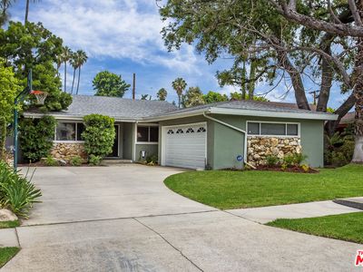 13153 Huston St, Sherman Oaks, CA, 91423