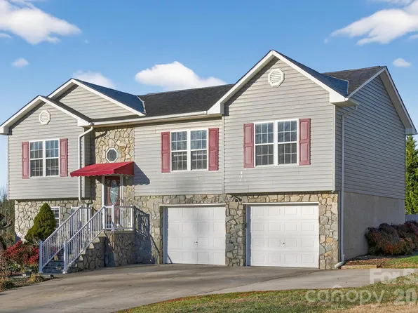 3315 Lilac Ln, Hudson, NC 28638