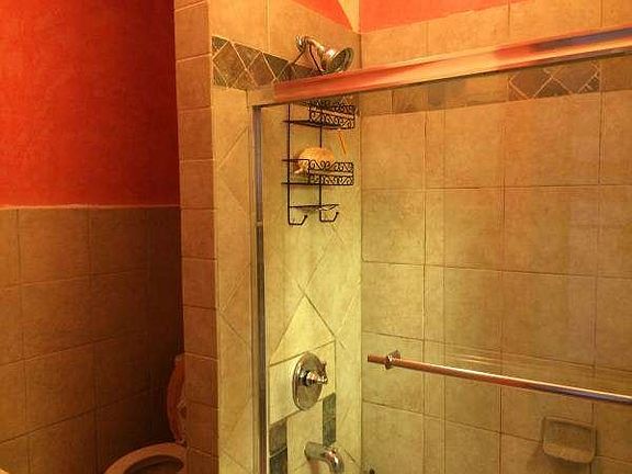 2nd image of 555 Haight St #2