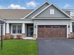 6968 Wyndham Hl, Victor, NY 14564