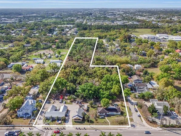 2008 53rd Ave E, Bradenton, FL 34203