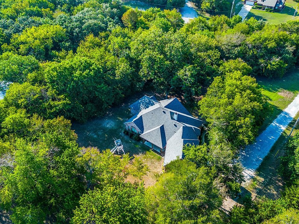 1st image of 250 Pecan Hollow Cir