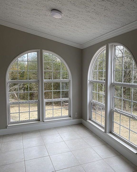 1st image of 1035 Artella Dr