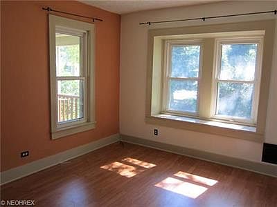 5th image of 566 Tallmadge Rd