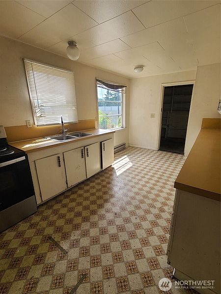 3rd image of 108 NE 157th Street