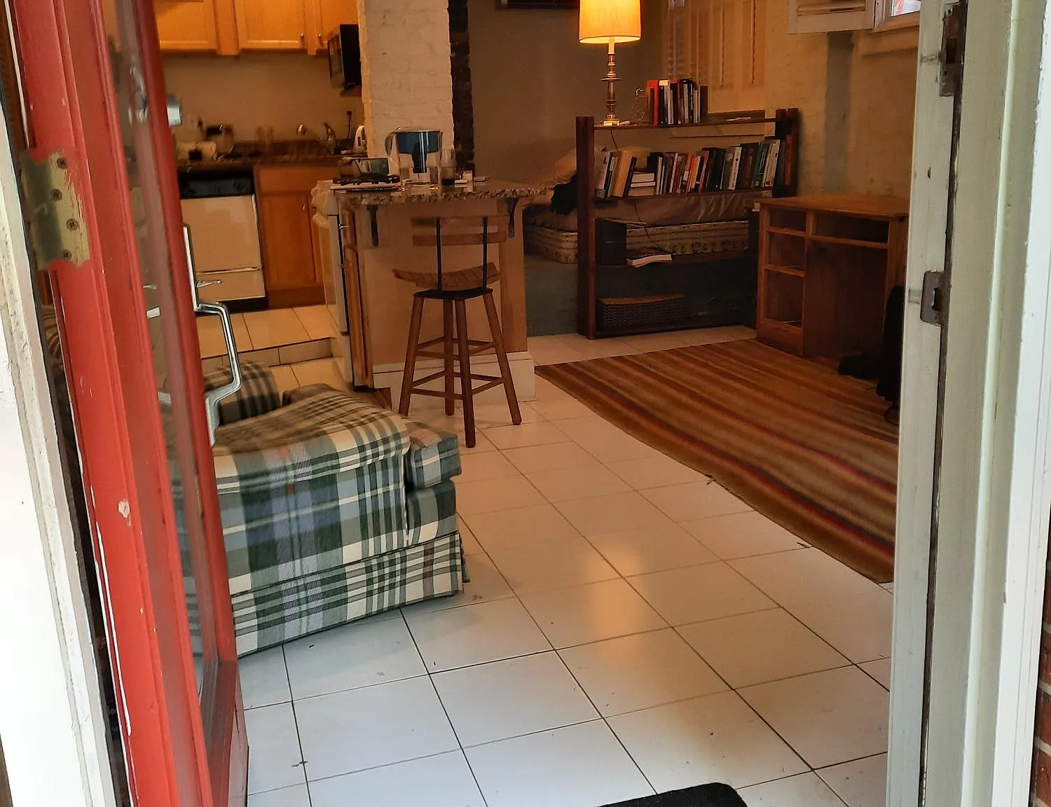 Studio, 375 sqft, $1,350 — Photo 3