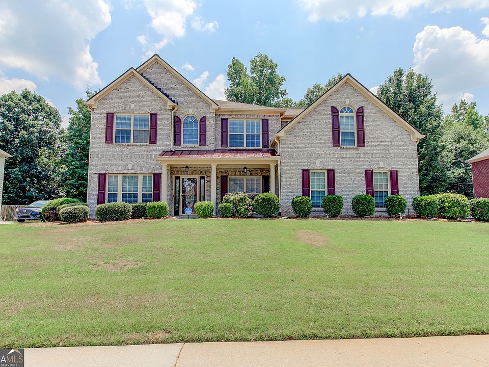 1st image of 2404 SE Hyde Park Ct