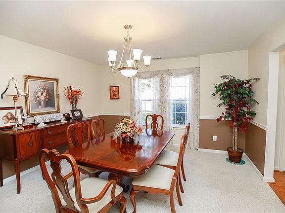 5th image of 87 Meredith Way