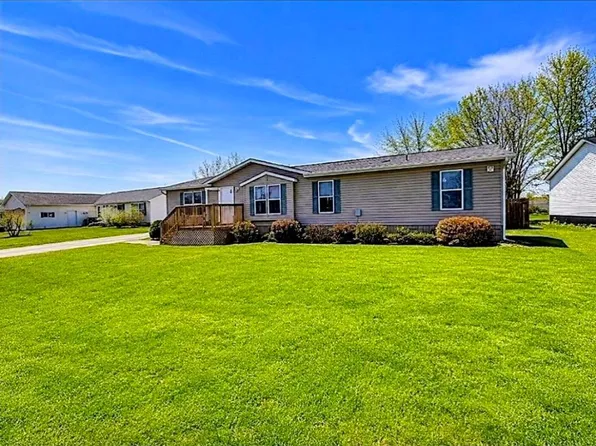 116 3rd St S, Gaylord, MN 55334
