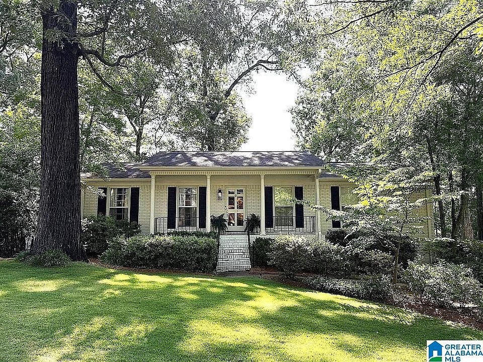 1st image of 613 Bienville Ln
