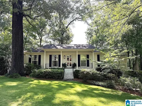 613 Bienville Ln, Birmingham, AL 35213