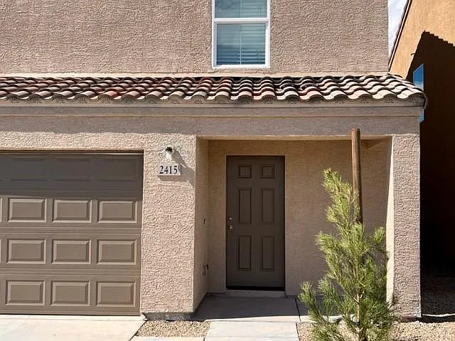 2415 Village Dr — Photo 5