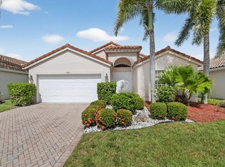 5297 Wycombe Ave, Boynton Beach, FL 33437