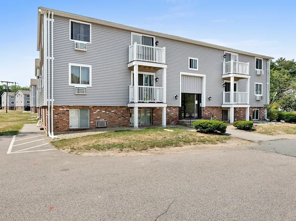 8 Royal Dane Dr APT 65, Marshfield, MA 02050
