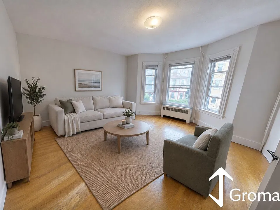 94 Calumet St #2