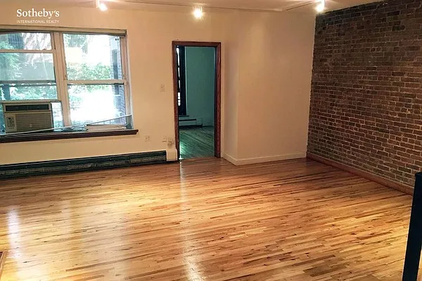 Rented by Sotheby's International Realty | media 4