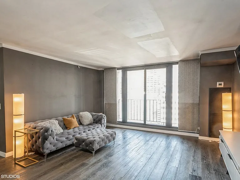 200 N Dearborn St #2608 — Photo 6