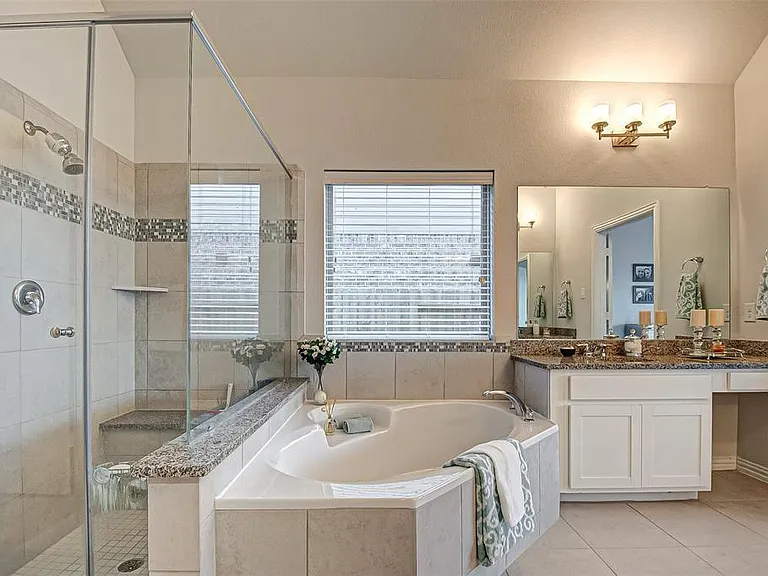 23811 Via Viale Dr — Photo 27