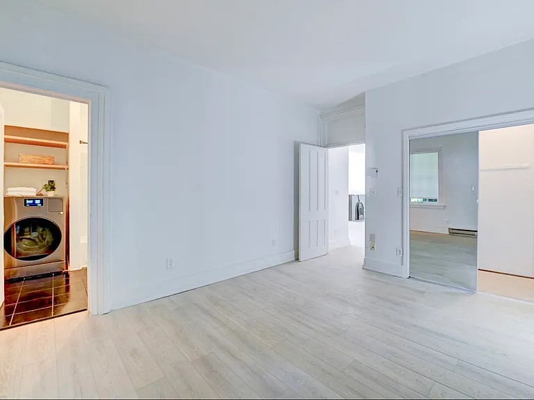 75 1st St #1 — Photo 17