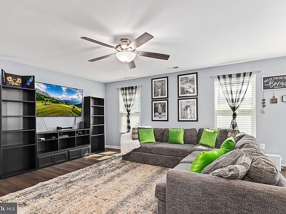 4th image of 5031 Godwins Landing Dr