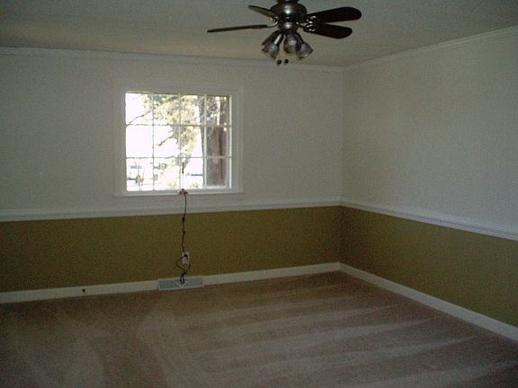 4th image of 127 Plant St
