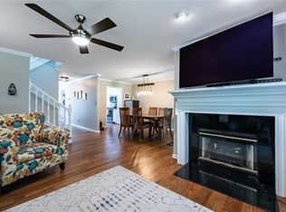 6391 Hawthorne Ter, Peachtree Corners, GA 30092