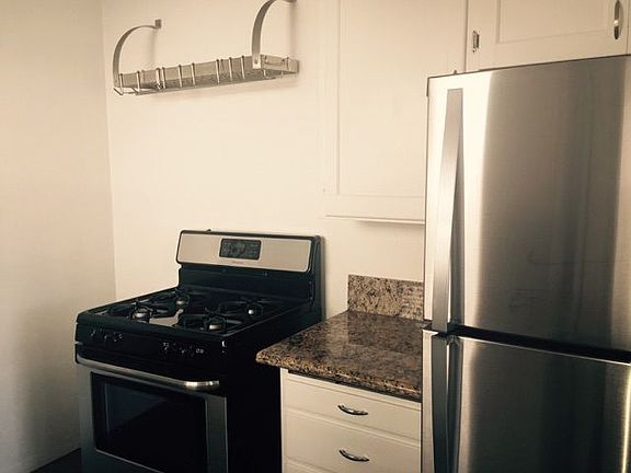 2nd image of 228 Juniper St