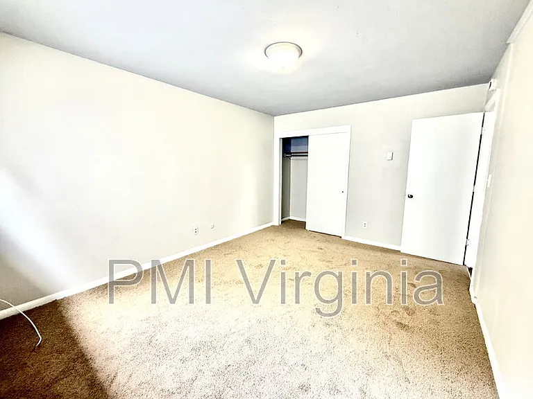 2421 Courtney Ave #3 — Photo 12