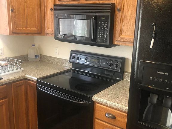 3rd image of 3312 S Hardy Dr