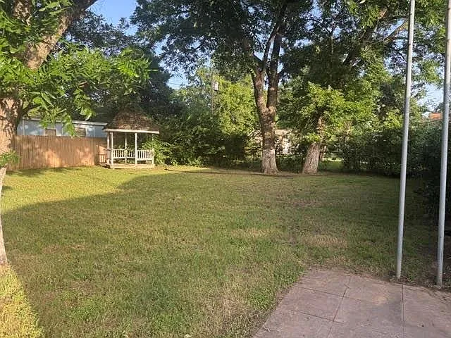 ANOTHER VIEW OF THE BACKYARD