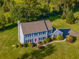 15 Obtuse Rd S, Brookfield, CT 06804