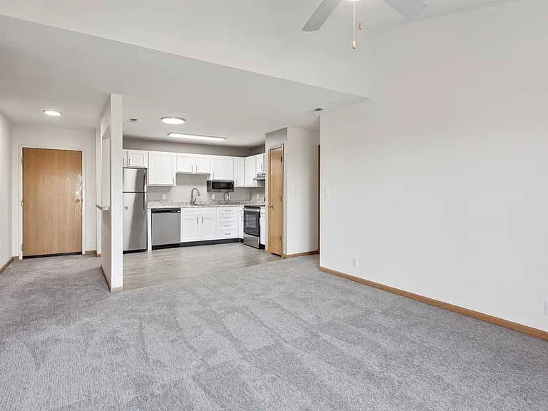 Northridge Heights Apartments — Photo 117
