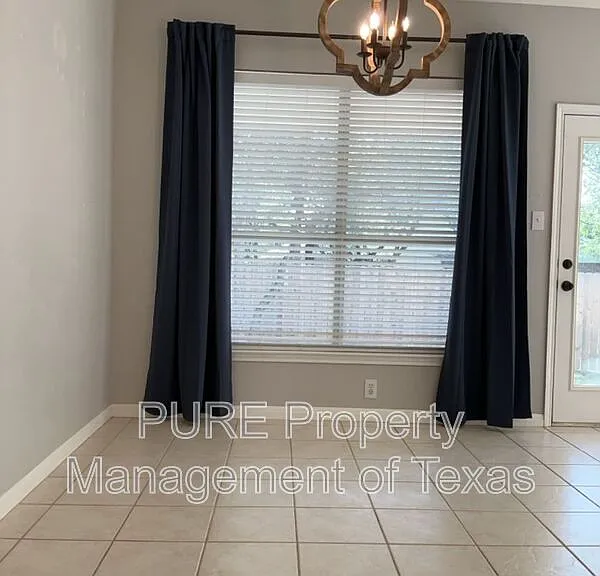 2302 Barnett Dr — Photo 16