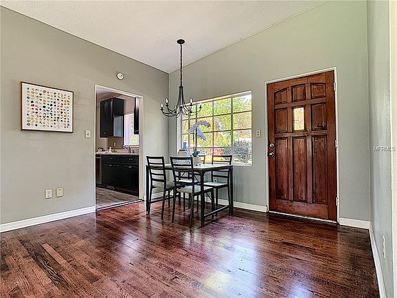 4th image of 1806 Madera Ave
