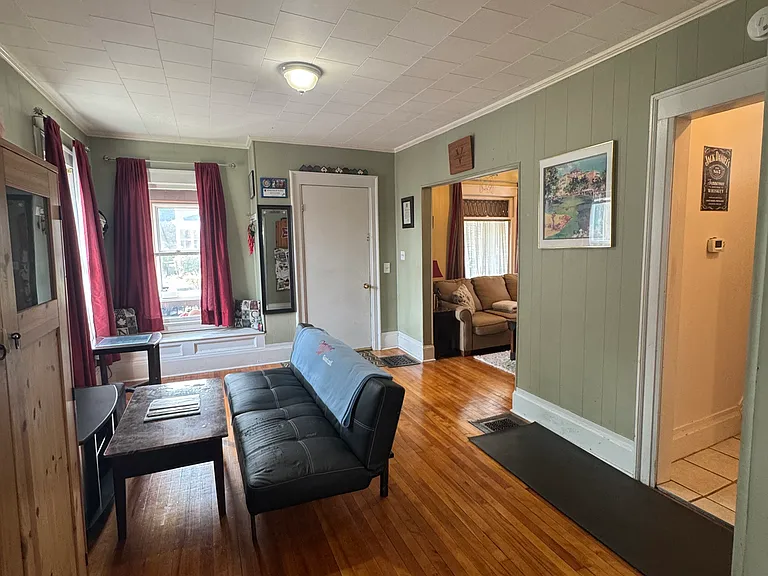 132 Tennyson Ave — Photo 8